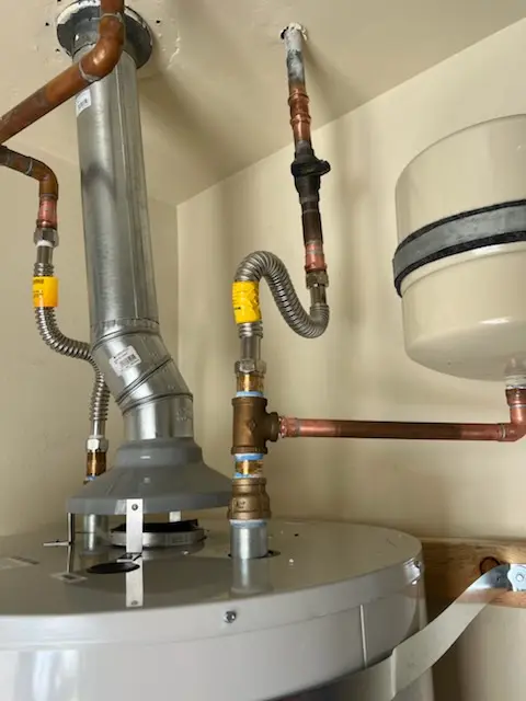 Water heater installation and plumbing repair in Woodbine